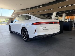 2026 Changan Qiyuan A06 63.18 kWh, белый, 3990000 рублей, вид 4