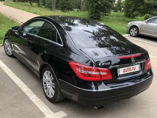2011 Mercedes-Benz E-Класс 200 7G-Tronic IV (W212, S212, C207), чёрный, 1550000 рублей, вид 4
