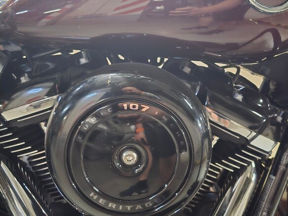 2018 Harley-Davidson Heritage, красный, 1300000 рублей - вид 11