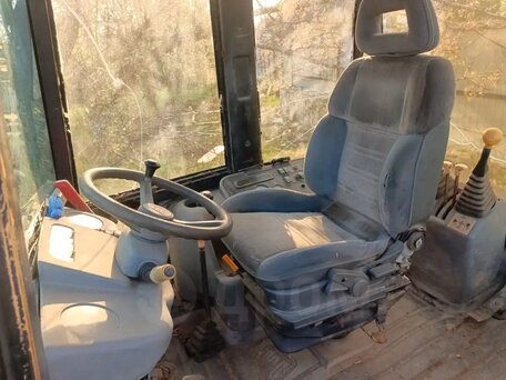 2002 JCB 3CX, жёлтый, 1900000 рублей, вид 4