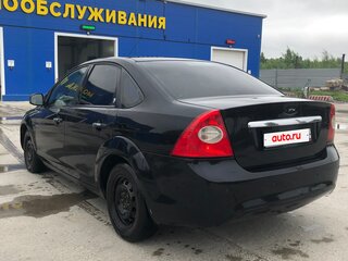 2008 Ford Focus II Рестайлинг, чёрный, 380000 рублей, вид 3