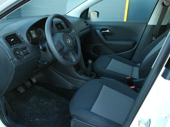 2014 Volkswagen Polo V, белый - вид 9