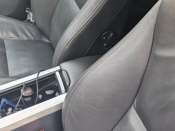 2012 Volvo XC60 I, серый, 2099000 рублей - вид 3