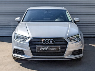 2017 Audi A3 III (8V) Рестайлинг, серебристый, 1990000 рублей, вид 1