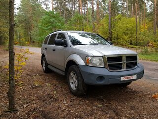 2007 Dodge Durango II Рестайлинг, серебристый, 900000 рублей, вид 2