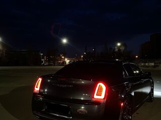 2019 Chrysler 300C II Рестайлинг, синий, 1500000 рублей, вид 3