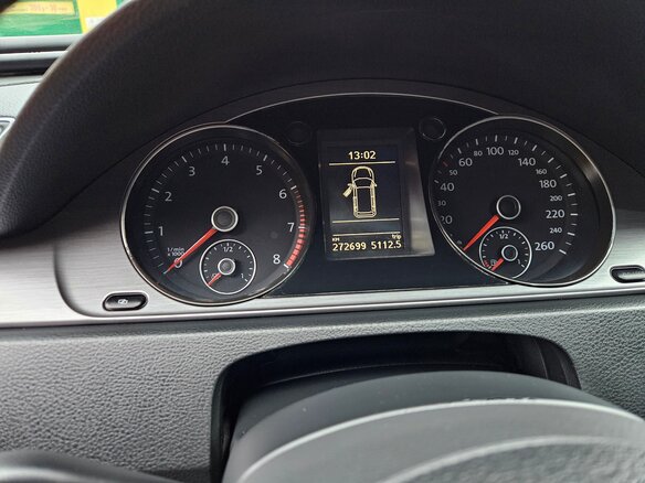 2012 Volkswagen Passat EcoFuel B7, чёрный, 1100000 рублей - вид 7