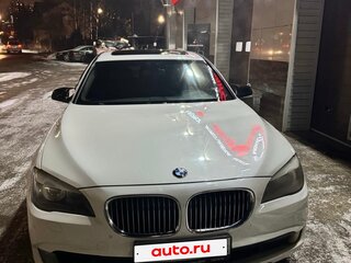 2011 BMW 7 серии Long 740Li V (F01/F02/F04), белый, 1800000 рублей, вид 2