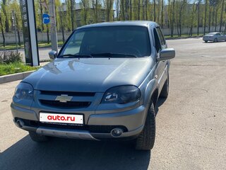 2018 Chevrolet Niva I Рестайлинг, серый, 730000 рублей, вид 4