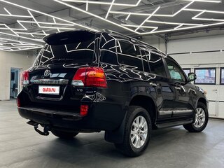 2013 Toyota Land Cruiser 200 Series Рестайлинг 1, чёрный, 5000000 рублей, вид 4