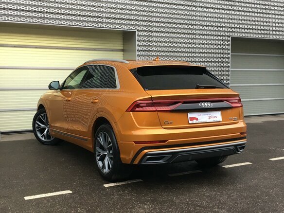 2018 Audi Q8 55 TFSI I (4M), оранжевый - вид 3