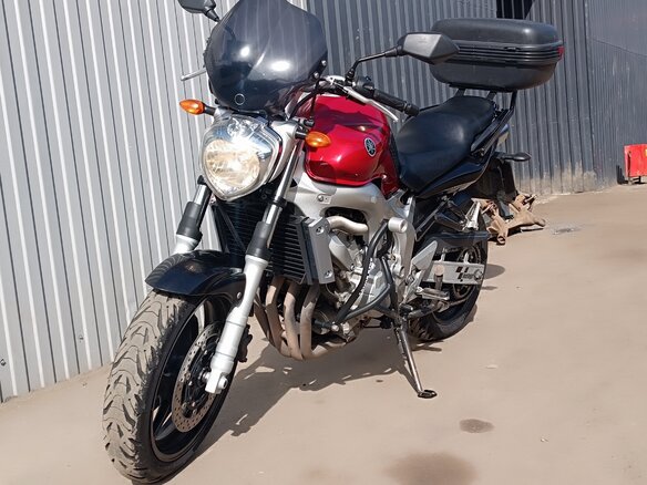 2004 Yamaha FZ6, красный, 480000 рублей