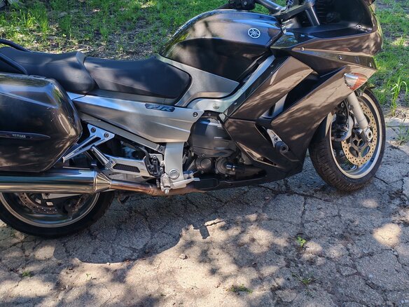 2009 Yamaha FJR1300, серый, 600000 рублей - вид 2