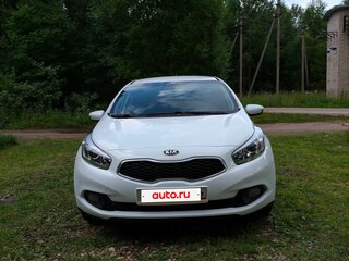 2013 Kia Ceed II, белый, 990000 рублей, вид 2