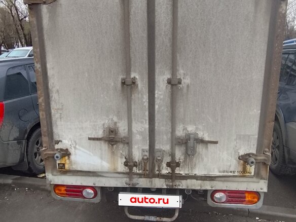 2010 Hyundai Porter II, белый, 500000 рублей - вид 3