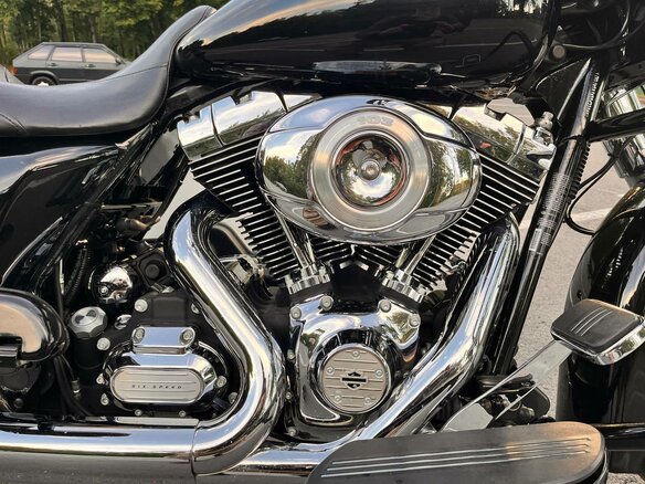 2010 Harley-Davidson Street Glide, чёрный, 850000 рублей - вид 13