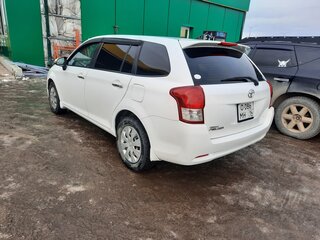 2012 Toyota Corolla Fielder XI (E160, E170, E180), белый, 1090000 рублей, вид 4