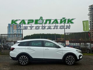 2024 Lada (ВАЗ) Vesta SW Cross I Рестайлинг (NG), белый, 1489000 рублей, вид 3