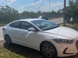 2016 Hyundai Avante VI, белый, 1880000 рублей, вид 2