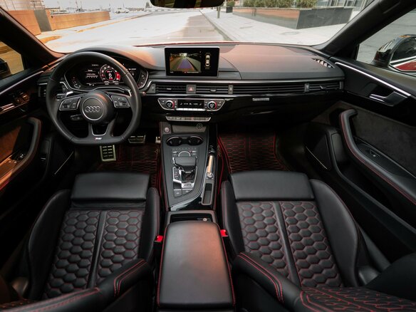 2017 Audi RS 5 II (F5), красный - вид 13