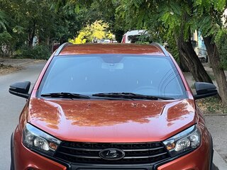 2019 Lada (ВАЗ) Vesta SW Cross I, оранжевый, 900000 рублей, вид 3