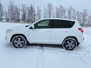 2011 Toyota RAV4 III (XA30) Рестайлинг, белый, 1330000 рублей, вид 3