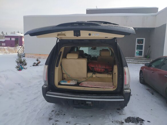 2008 Cadillac Escalade III, чёрный, 1700000 рублей - вид 3