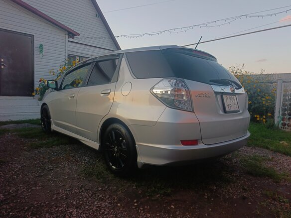 2012 Honda Fit Shuttle I, серый, 966000 рублей - вид 3