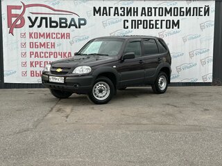 2018 Chevrolet Niva I Рестайлинг, коричневый, 840000 рублей, вид 3
