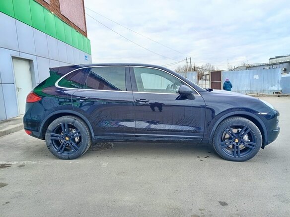 2011 Porsche Cayenne S II (958), чёрный, 1900000 рублей - вид 9