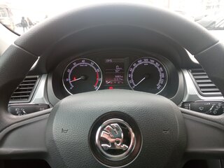 2017 Skoda Rapid I, белый, 950000 рублей, вид 5