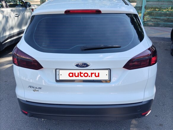 2019 Ford Focus III Рестайлинг, белый, 1130000 рублей - вид 3