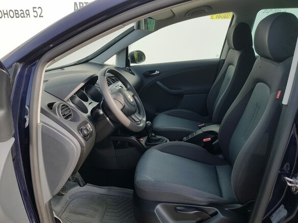 2008 SEAT Toledo III, серебристый - вид 4