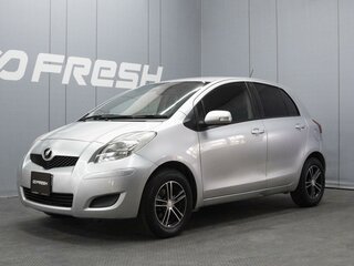 Toyota Vitz II (XP90)