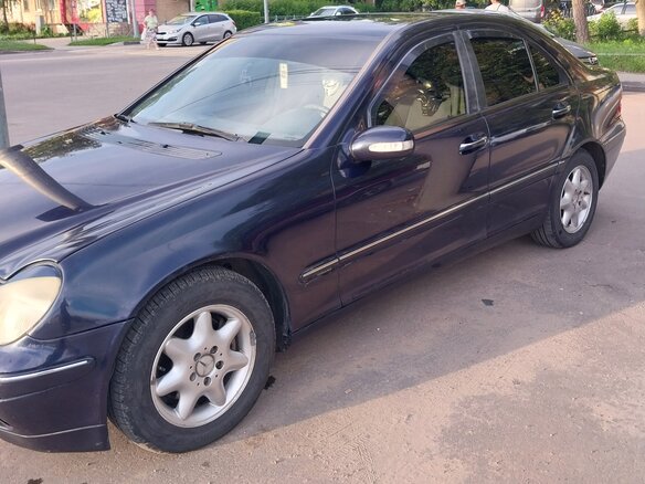 2001 Mercedes-Benz C-Класс 180 II (W203), синий, 330000 рублей - вид 33