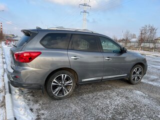 2020 Nissan Pathfinder IV Рестайлинг, серебристый, 2450000 рублей, вид 4