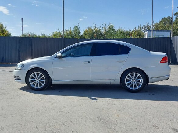 2012 Volkswagen Passat B7, белый, 1079000 рублей - вид 8