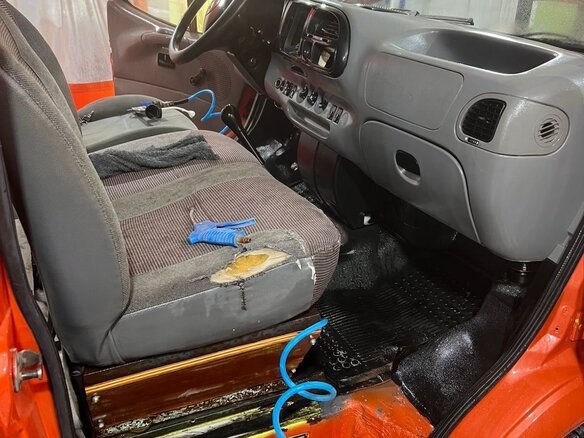 1996 Ford Transit, оранжевый, 450000 рублей - вид 12