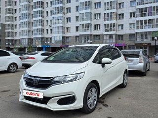 2017 Honda Fit III Рестайлинг, белый, 1145000 рублей, вид 1