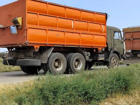 1984 КамАЗ 55102, зелёный, 1600000 рублей, вид 4
