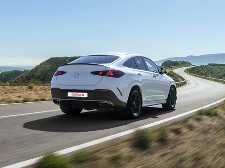 2026 Mercedes-Benz GLE Coupe 450 d II (C167) Рестайлинг 2, белый, 16890000 рублей, вид 3