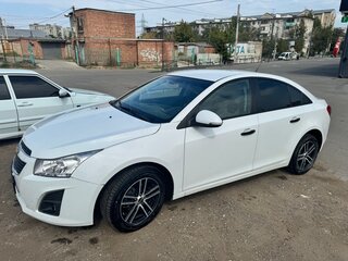2014 Chevrolet Cruze I Рестайлинг, белый, 800000 рублей, вид 1