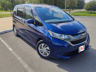 2017 Honda Freed II, синий, 1550000 рублей, вид 3