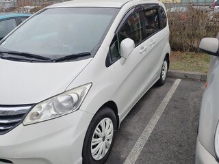 2012 Honda Freed I Рестайлинг, белый, 1000000 рублей, вид 3