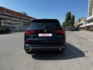 2022 BMW X5 40i IV (G05/G18), чёрный, 7850000 рублей, вид 4