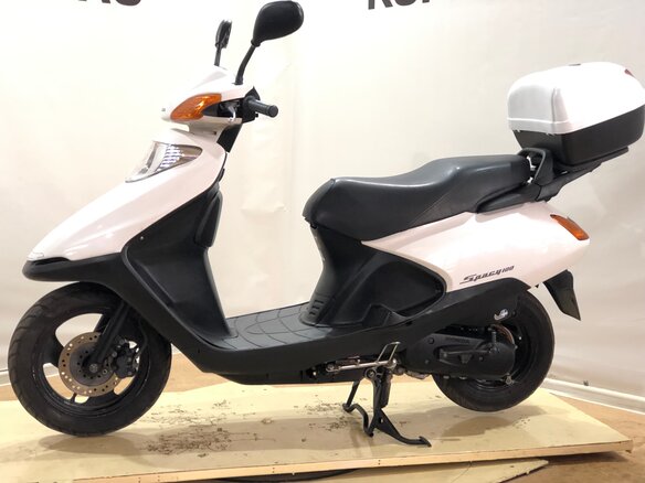 2005 Honda Spacy, белый - вид 1