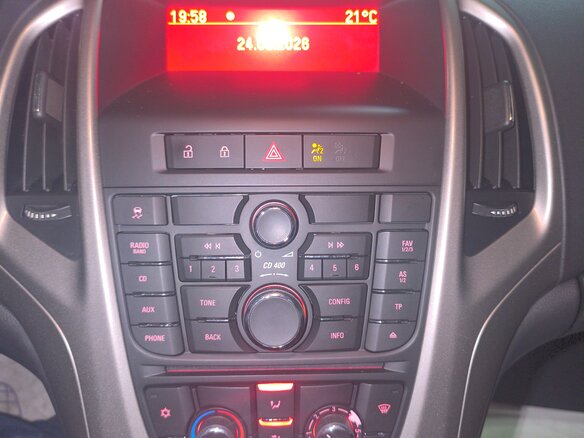 2010 Opel Astra J, белый, 740000 рублей - вид 7