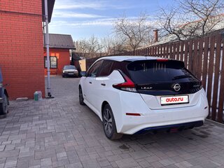 2018 Nissan Leaf II (ZE1), белый, 2350000 рублей, вид 5