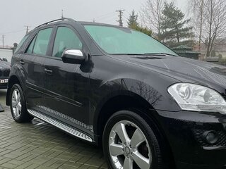 2009 Mercedes-Benz M-Класс 350 II (W164) Рестайлинг, чёрный, 4245240 рублей, вид 3