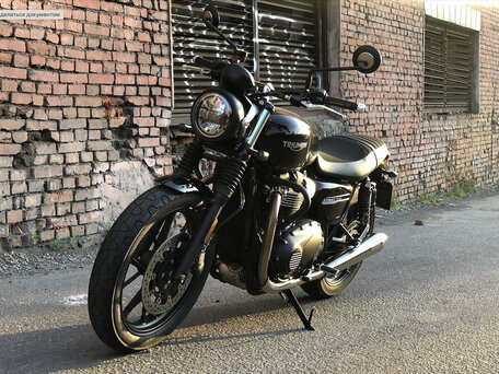 2019 Triumph Street Twin, чёрный, 1150000 рублей, вид 5